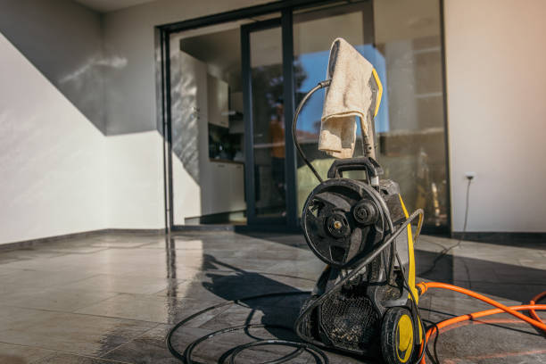 Best Sign and Awning Cleaning  in Clermont, FL